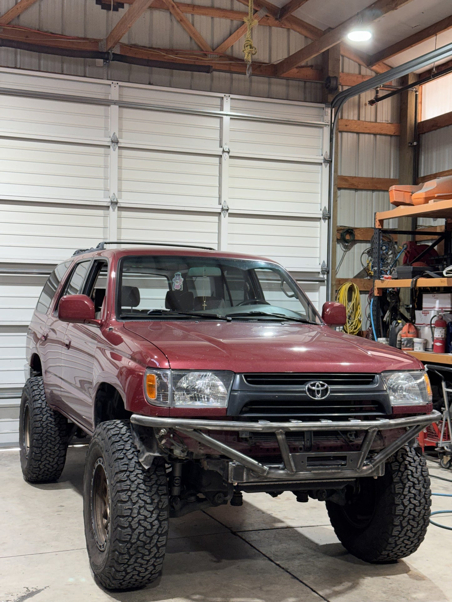 1996–2002 Toyota 4Runner Pro Series Winch Bumper -5 Light Mounts