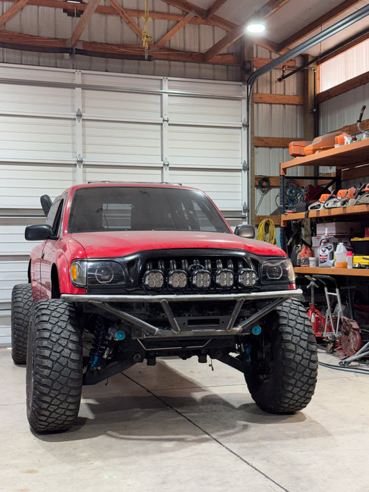 1995–2004 Toyota Tacoma Pro Winch Bumper – 5 Light Mount